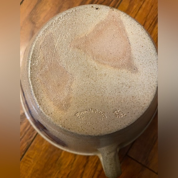 Wisconsin Pottery Salt Glazed Floral Mixing Bowl 8" Wide 1995 Handled Vintage - Picture 5 of 8